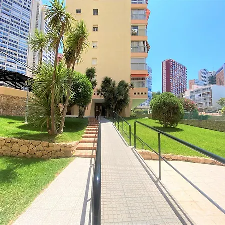 Carabelas 2-8-4 Benidorm